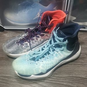 basketball shoes